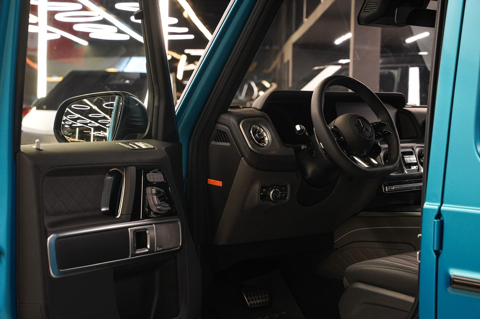 0e8015b2-e89e-406f-b37d-99432f415442